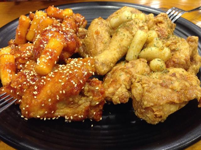 5大公認的垃圾食品，比泡面嚴重得多！“?？印蹦贻p人